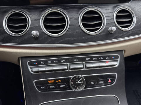 2019 Mercedes-Benz E-Class E 300