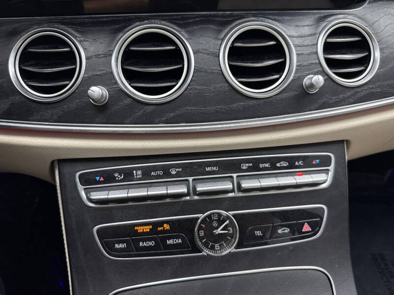 2019 Mercedes-Benz E-Class E 300