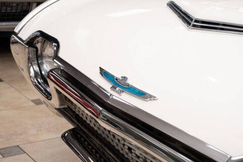 1962 Ford Thunderbird