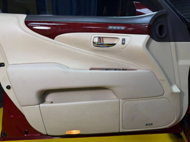 2010 Lexus LS 460