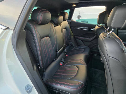 2017 Maserati Levante S