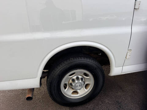 2018 Chevrolet Express LS 2500