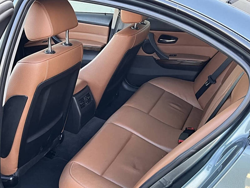 2011 BMW 3 Series 335i