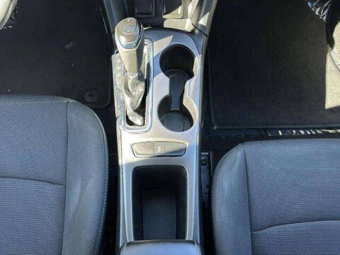 2017 Chevrolet Cruze LT Auto