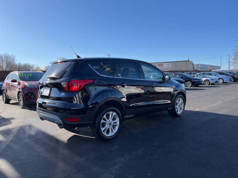 2019 Ford Escape SE