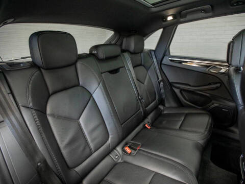 2024 Porsche Macan S