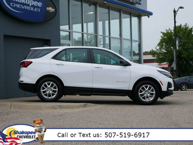Used 2023 Chevrolet Equinox LS with VIN 3GNAXSEG0PL120094 for sale in Shakopee, Minnesota