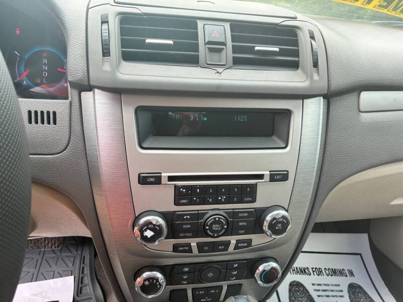 2012 Ford Fusion S