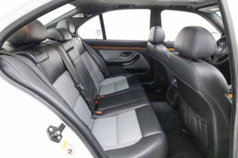 2001 BMW M5