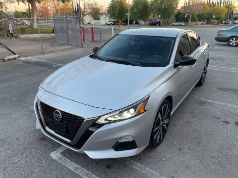 2022 Nissan Altima for sale at A & G Auto Body LLC in North Hollywood CA