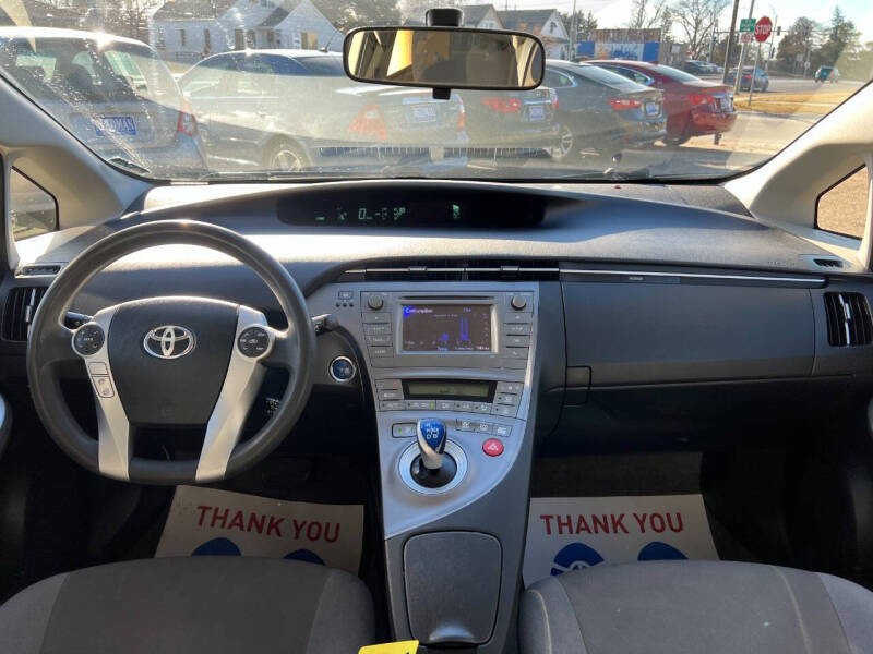2014 Toyota Prius Two