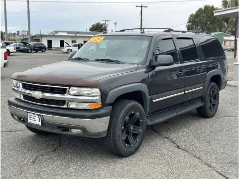 2004 Chevrolet Suburban