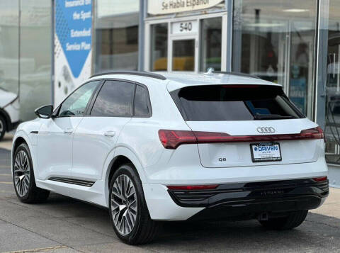 2024 Audi Q8 e-tron quattro Prestige
