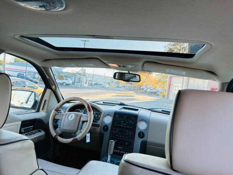 2006 Lincoln Mark LT