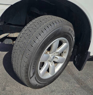 2014 Nissan Titan SV