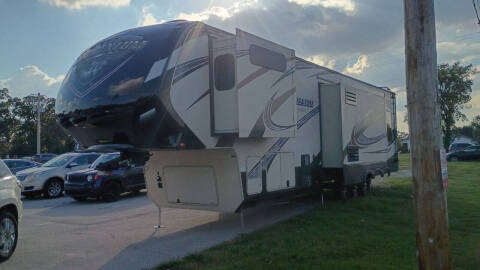 2015 Grand Design RV MOMENTUM 380TH