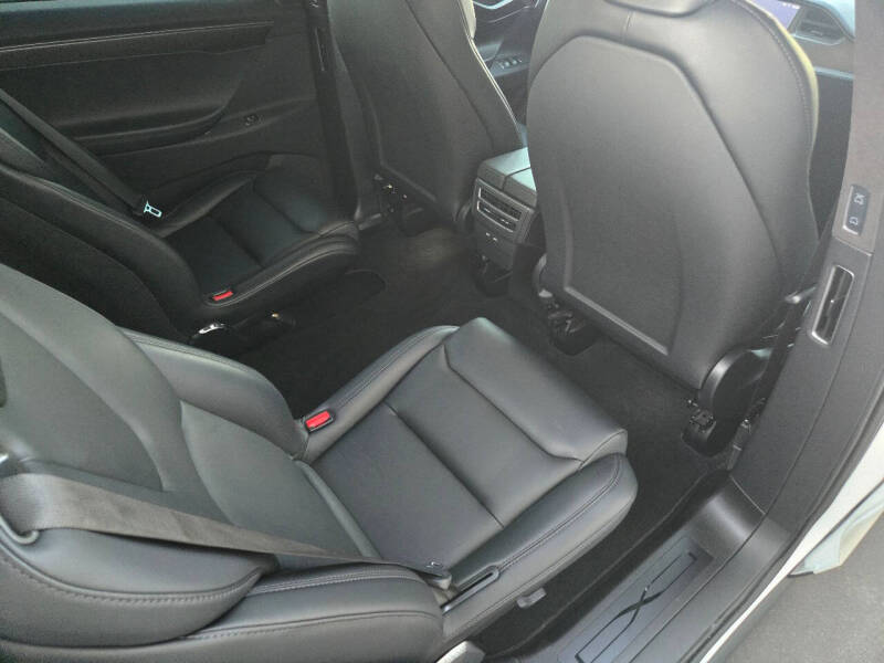 2021 Tesla Model X Performance