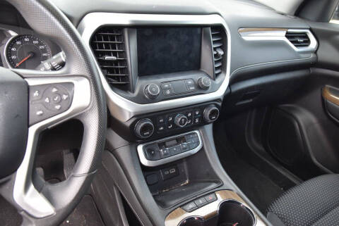 2023 GMC Acadia SLE