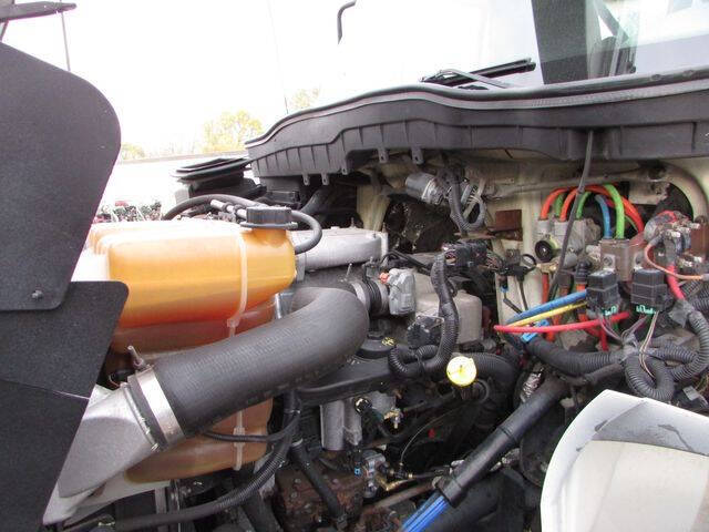 2013 International DuraStar 4400