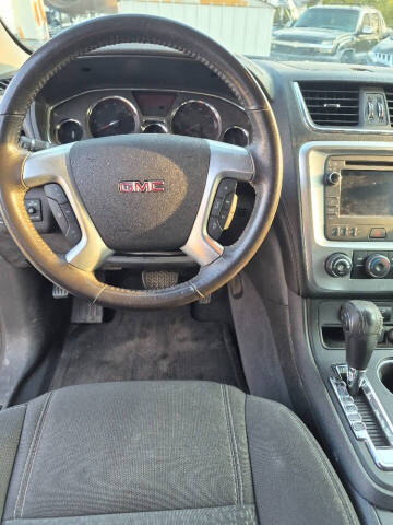 2015 GMC Acadia SLE-2