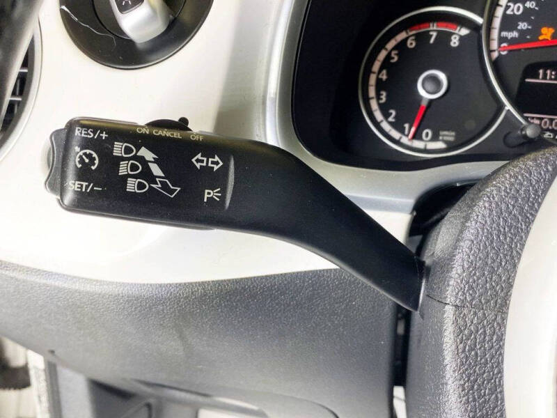 2013 Volkswagen Beetle