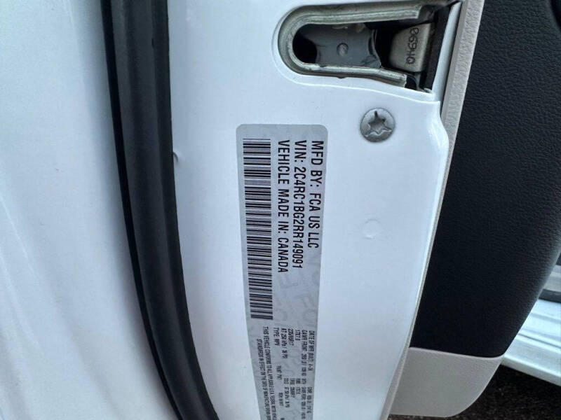 2024 Chrysler Pacifica Touring L