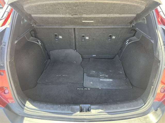 2018 Nissan Kicks SR