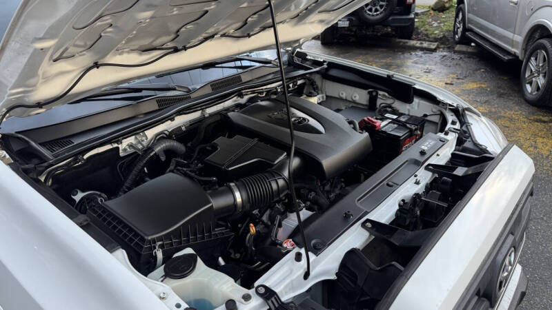 2017 Toyota Tacoma SR5 V6