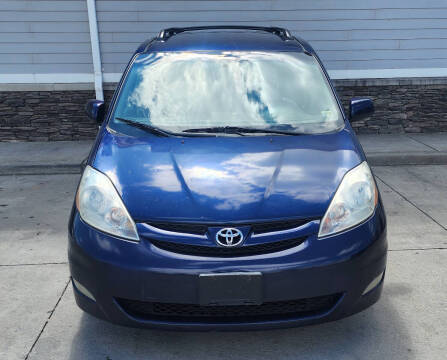 2007 Toyota Sienna XLE 7-Passenger