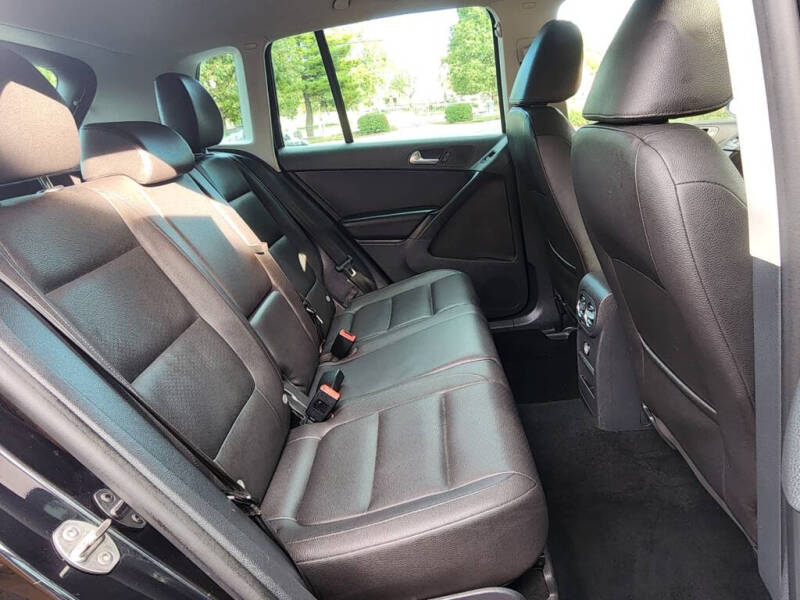 2014 Volkswagen Tiguan S 4Motion