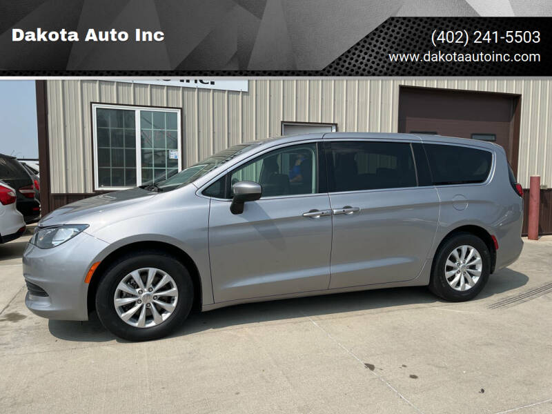 2017 Chrysler Pacifica for sale at Dakota Auto Inc in Dakota City NE