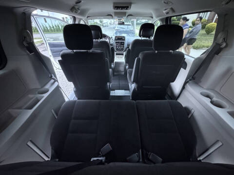 2016 Dodge Grand Caravan SXT Plus
