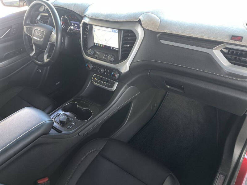 2020 GMC Acadia SLT