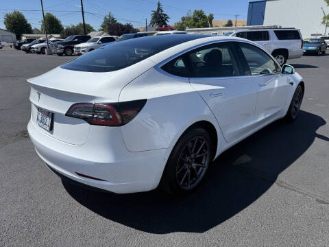 2019 Tesla Model 3 Standard Range