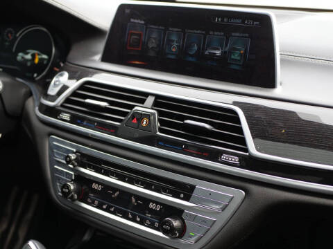 2017 BMW 7 Series 740i