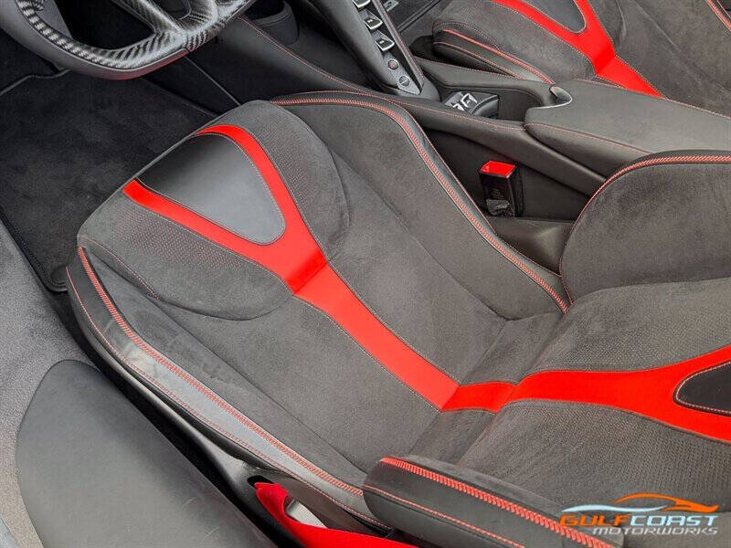 2021 McLaren 720S Spider Performance