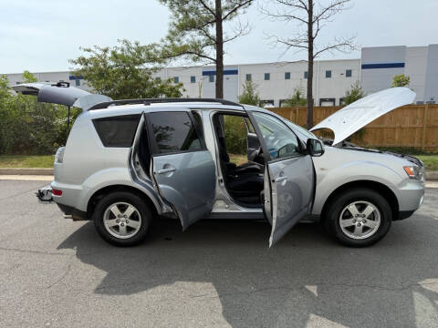 2010 Mitsubishi Outlander ES