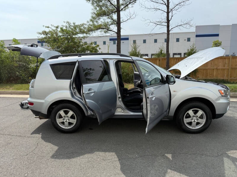 2010 Mitsubishi Outlander ES