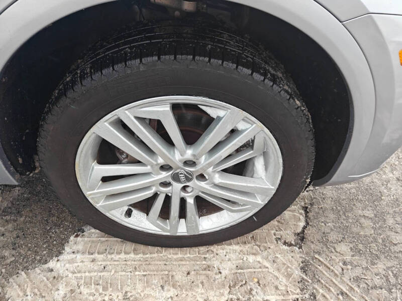 2018 Audi Q5 2.0T quattro Premium Plus