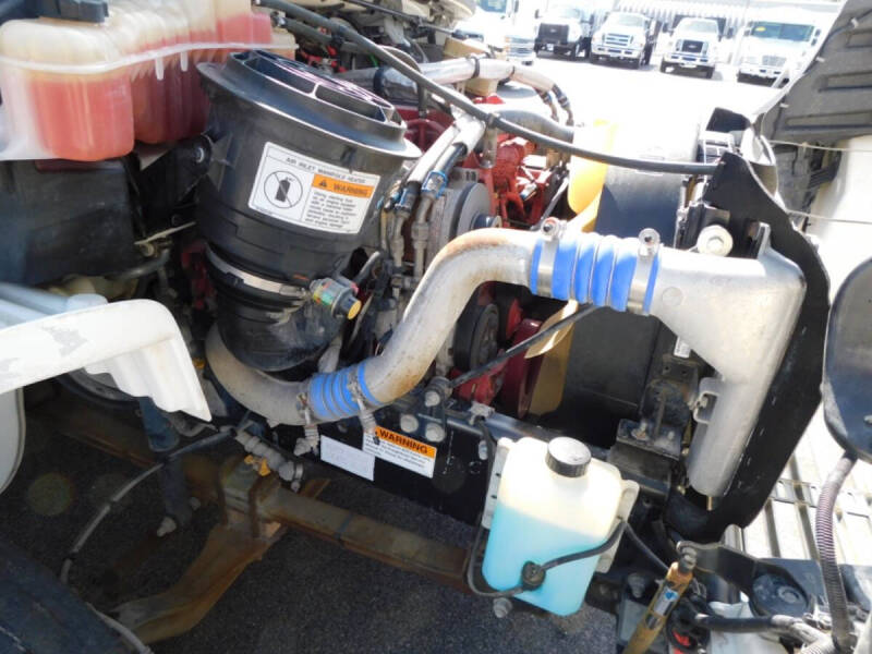 2014 Freightliner S2 Chassis