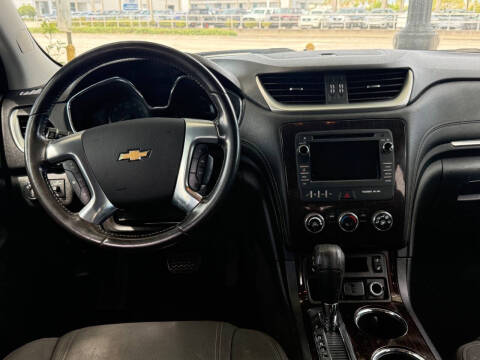 2017 Chevrolet Traverse LT