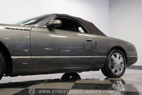 2003 Ford Thunderbird