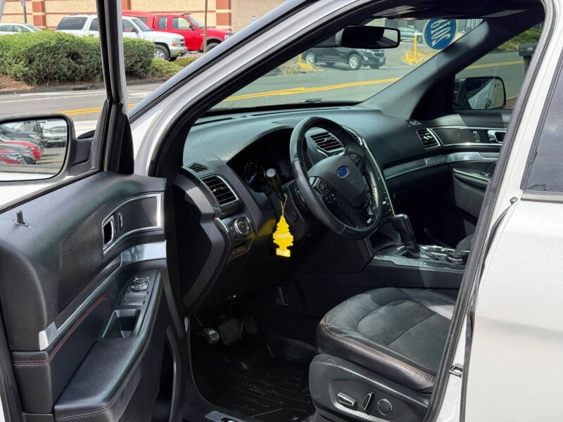 2018 Ford Explorer Sport