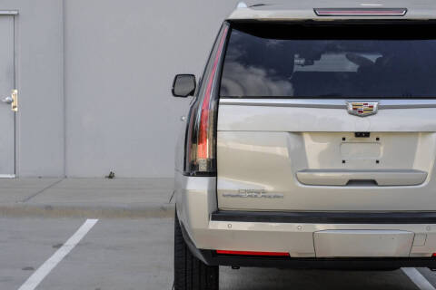 2017 Cadillac Escalade ESV Platinum