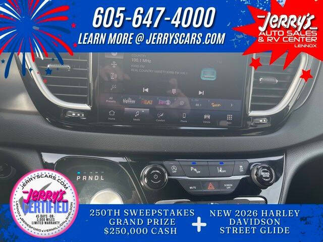2025 Chrysler Pacifica Select