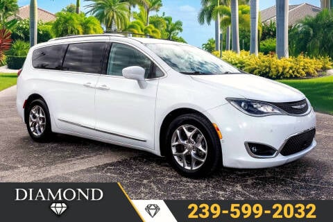 2017 Chrysler Pacifica for sale at Diamond Cut Autos in Fort Myers FL