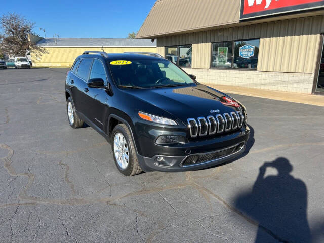 2014 Jeep Cherokee for sale at Wyrick Auto Sales & Leasing Inc in Zeeland, MI