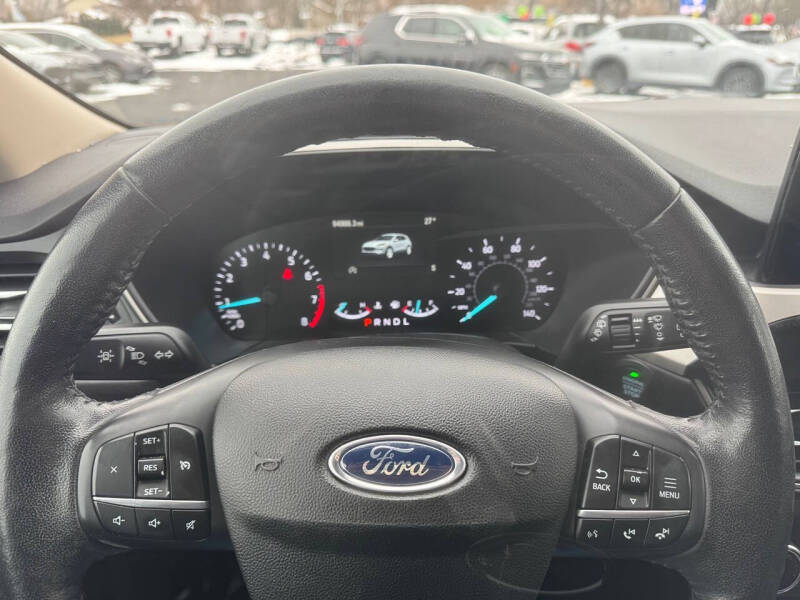2020 Ford Escape SEL