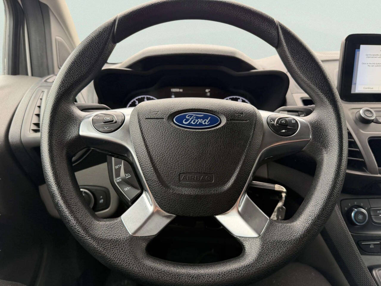 FordTransit Connect30