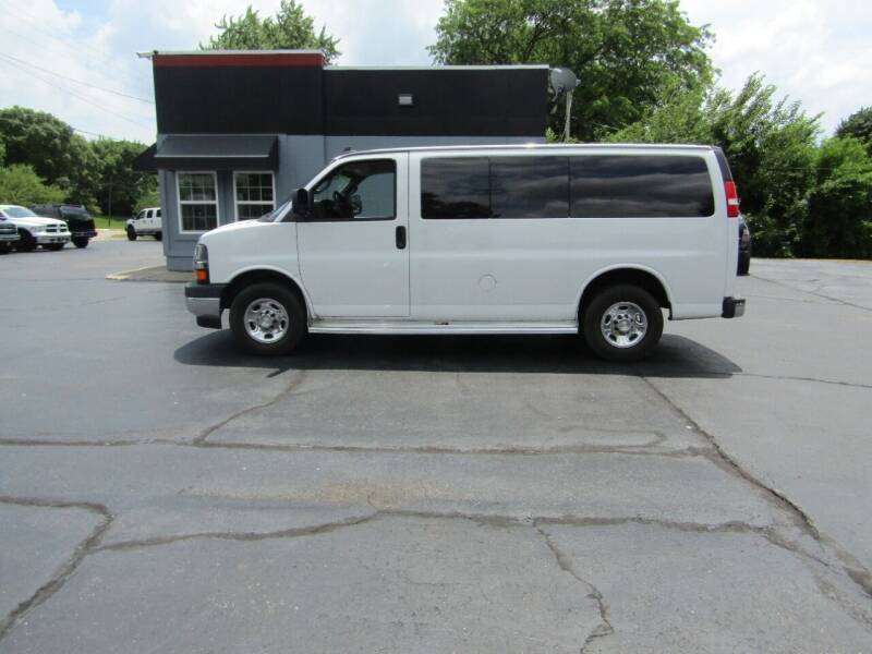 2017 Chevrolet Express Passenger for sale at Stoltz Motors in Troy OH